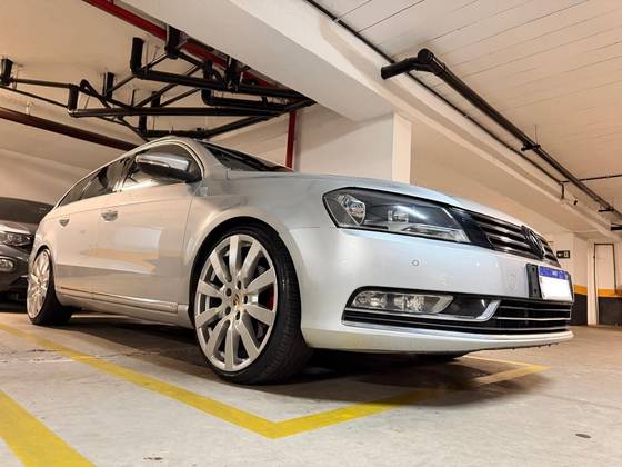 VOLKSWAGEN PASSAT 2.0 TSI HIGLHINE VARIANT GASOLINA 4P AUTOMATIZADO VOLKSWAGEN PASSAT 2.0 TSI HIGLHINE VARIANT GASOLINA 4P AUTOMATIZADO